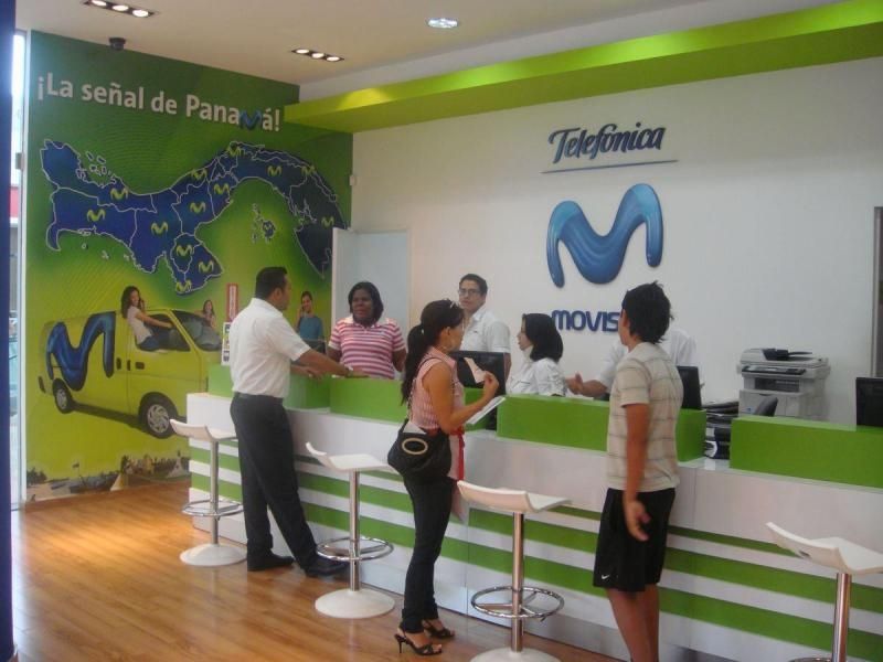 Panama Movistar recharges cell from United States